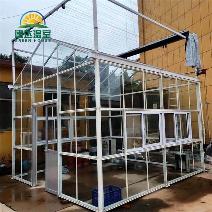Courtyard Sunshine Greenhouse